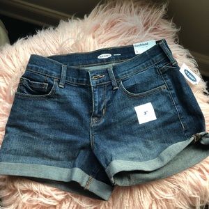 dark washed boyfriend jean shorts